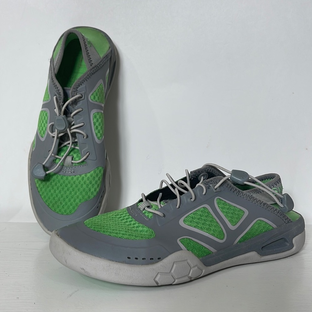 Simms Currents Fishing Shoes Size 6